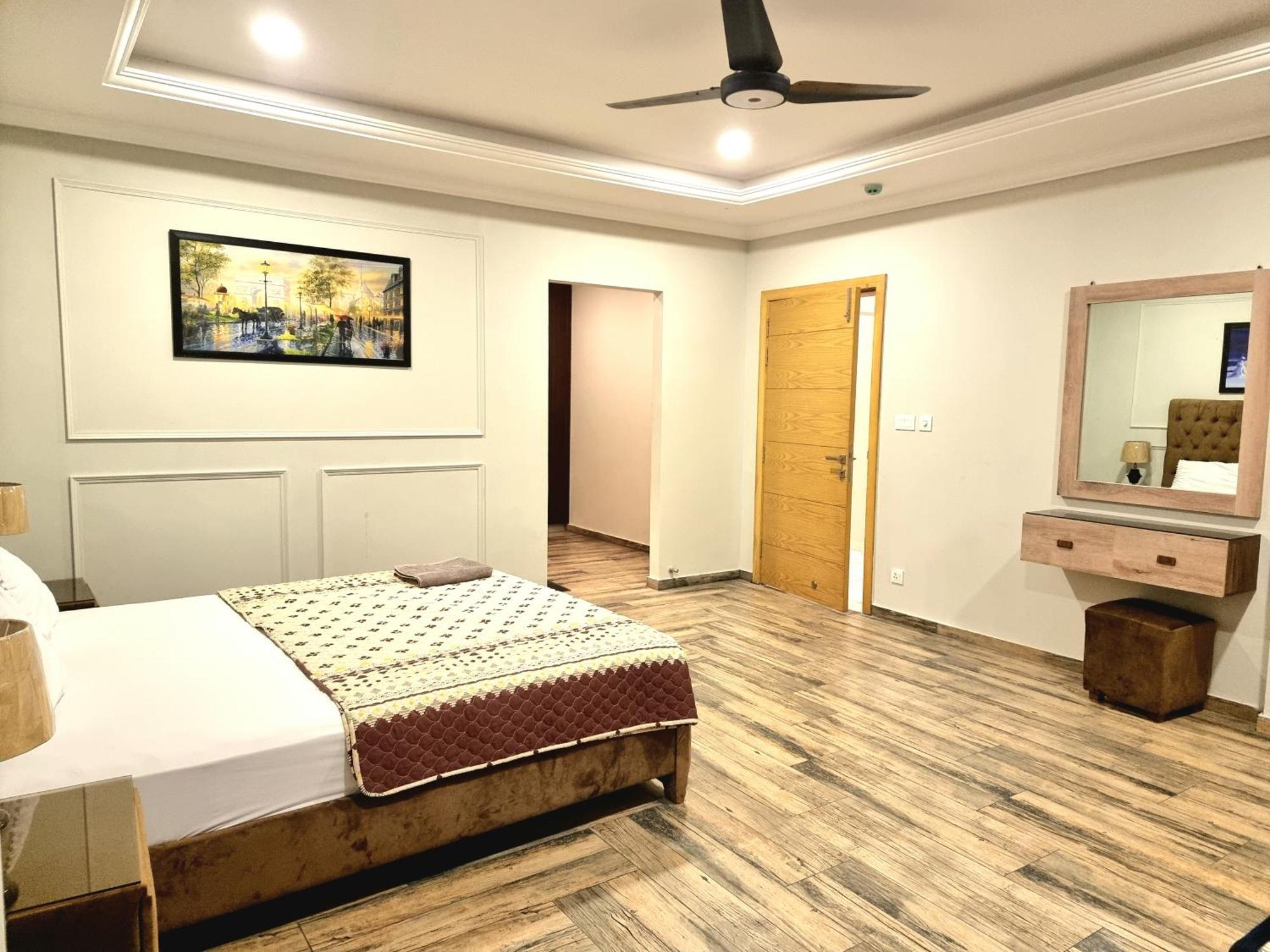 Executive Apartments In Bahria Heights راوالبيندي الغرفة الصورة